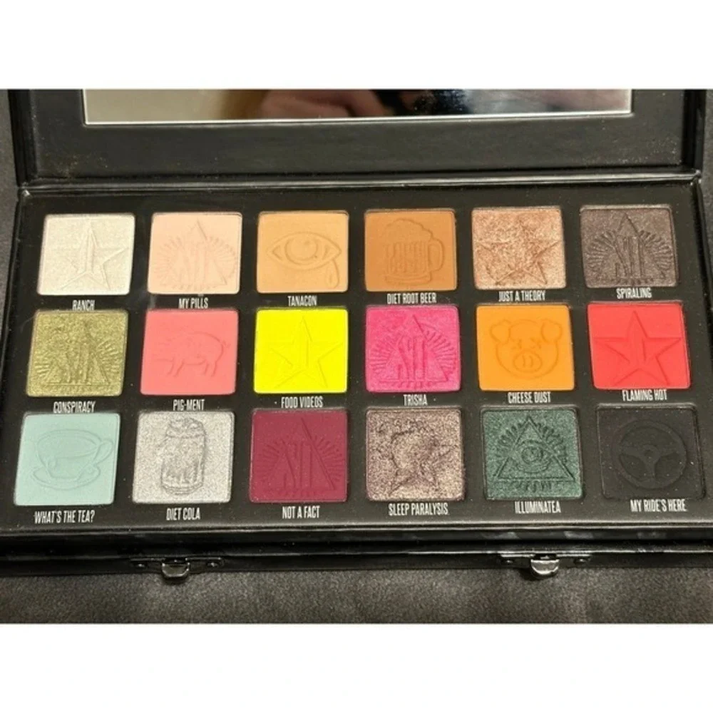 Jeffree Star Cosmetics Conspiracy Eyeshadow Palette Matte Metal Shimmer